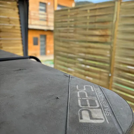 Grange De L'ancienne Ecole Avec Jacuzzi Prive Apartment